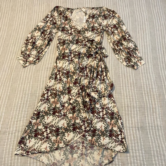 kate quinn Dresses & Skirts - Kate Quinn modal wrap dress